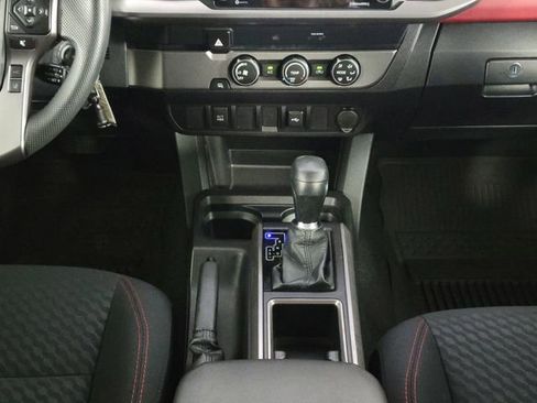 Used 2022 Toyota Tacoma SR5 RWD image 24