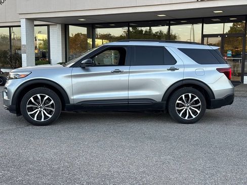 Used 2020 Ford Explorer ST w/ Premium Technology Package AWD/4WD image 11