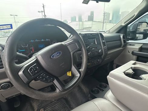 Used 2017 Ford F350 XL w/ Power Equipment Group AWD/4WD image 8