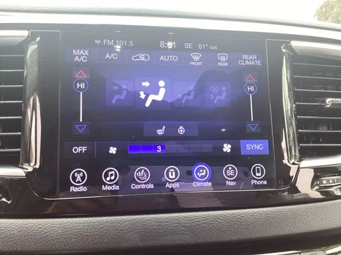 Used 2017 Chrysler Pacifica Touring-L Plus w/ Advanced Safetytec Group image 25