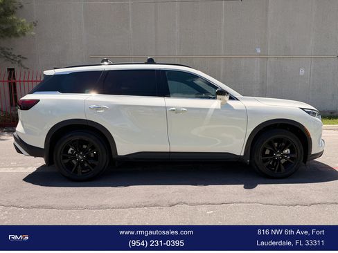 Used 2025 INFINITI QX60 Luxe w/ Black Edition FWD image 5