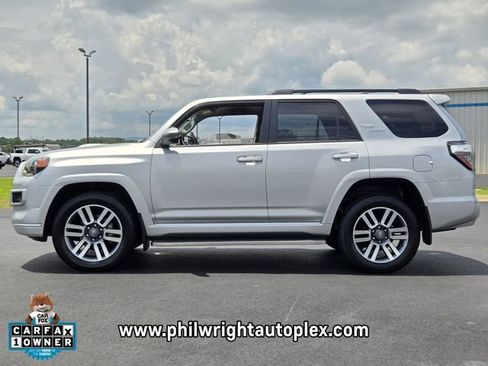 Used 2024 Toyota 4Runner TRD Sport AWD/4WD image 6