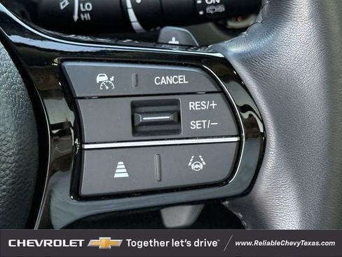 Used 2024 Honda Pilot Touring image 15