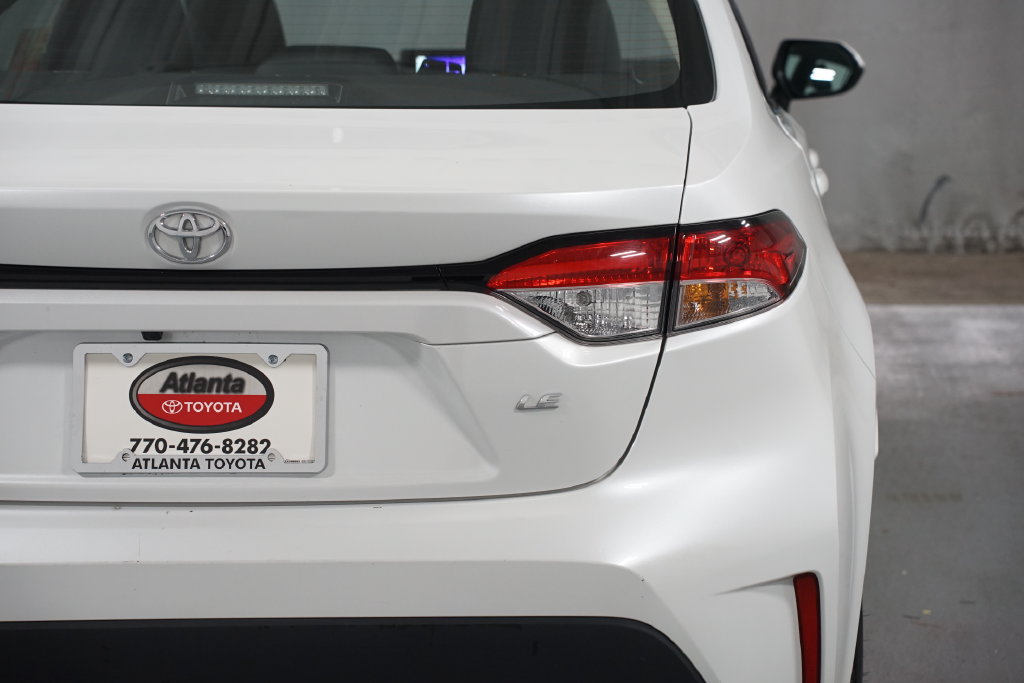 Certified 2025 Toyota Corolla LE FWD image 10