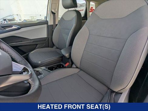 Used 2022 Volkswagen Taos SE FWD image 20