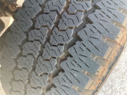 Used 2024 Ford F250 Lariat w/ Sport Appearance Package image 16