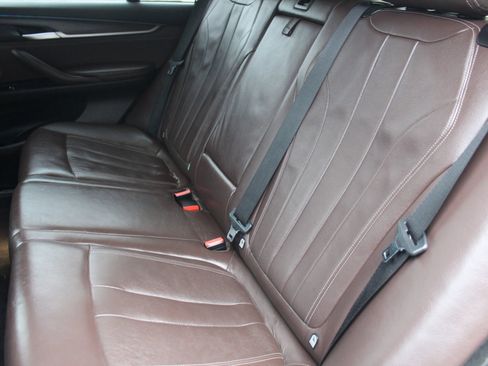 Used 2015 BMW X5 xDrive35i image 9