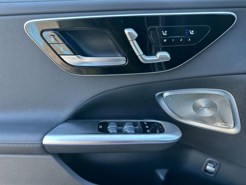 New 2025 Mercedes-Benz C 300 4MATIC Sedan image 11