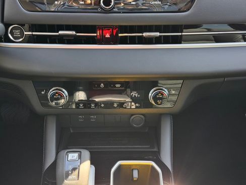 New 2026 Mitsubishi Outlander AWD image 22