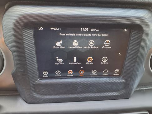 Certified 2020 Jeep Wrangler Sport AWD/4WD image 3