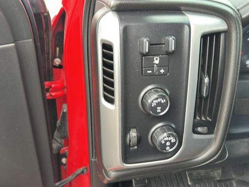 Used 2018 GMC Sierra 1500 SLT w/ SLT Premium Package AWD/4WD image 19