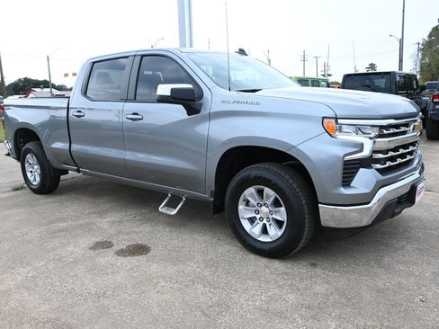 Used 2025 Chevrolet Silverado 1500 LT image 8