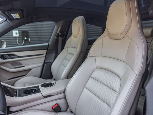 Certified 2021 Porsche Taycan 4S AWD/4WD image 5