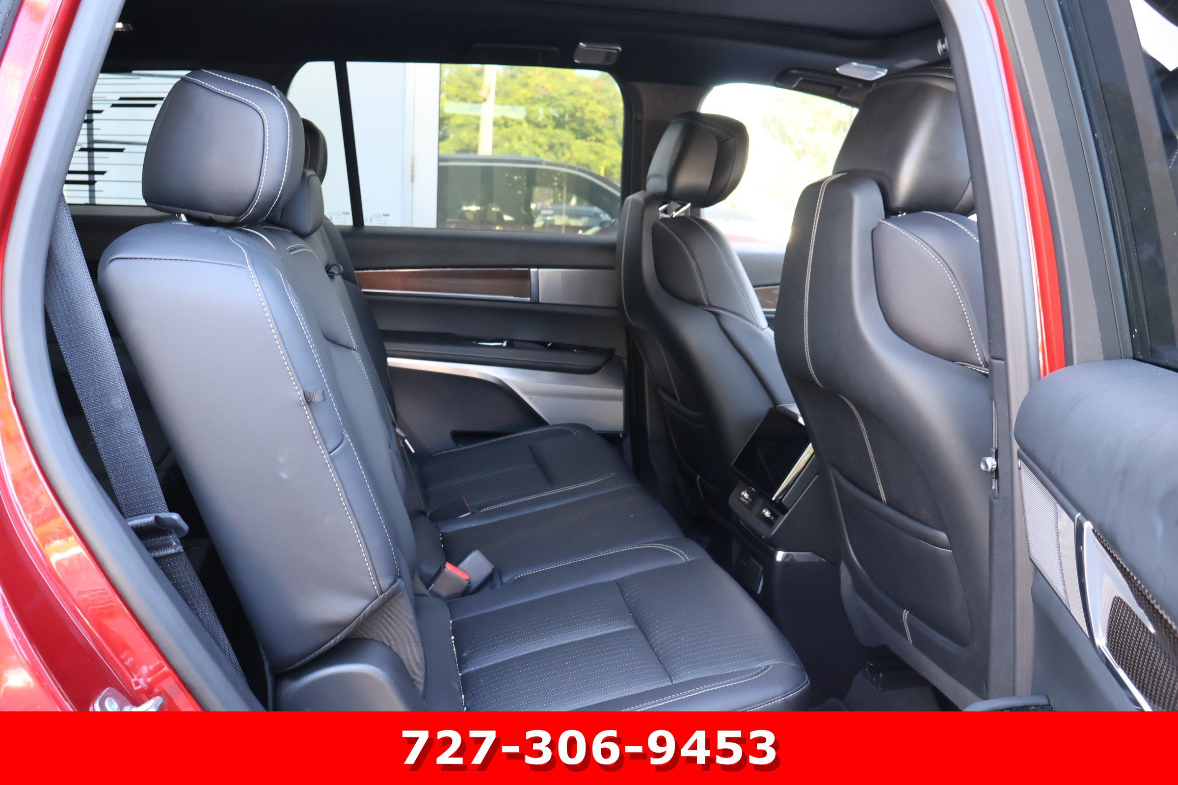 Used 2026 Cadillac Vistiq Luxury AWD/4WD image 23