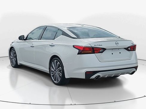 Used 2025 Nissan Altima 2.5 SL image 7