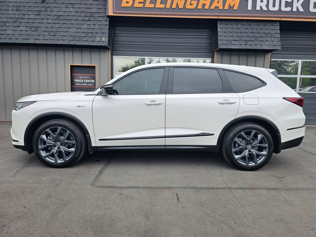 Used 2023 Acura MDX A-Spec AWD/4WD image 2