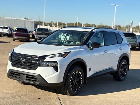 New 2026 Nissan Rogue Dark Armor FWD image 6