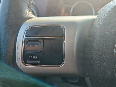 Used 2017 Jeep Compass Latitude AWD/4WD image 25