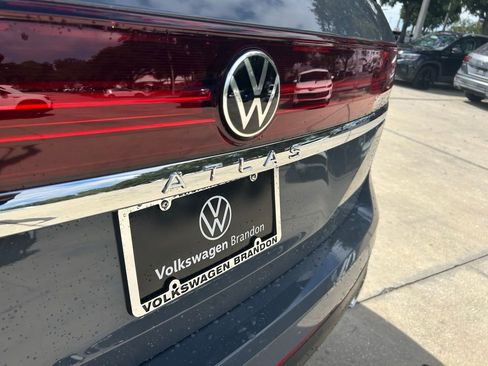 New 2026 Volkswagen Atlas SE image 26