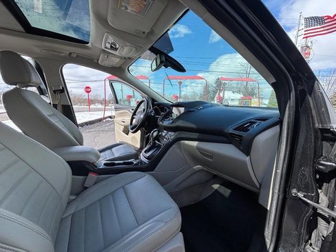 Used 2014 Ford Escape Titanium image 9