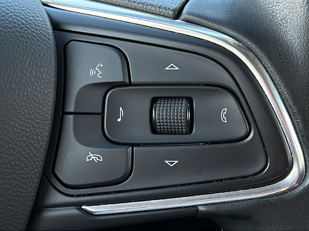 Used 2024 Buick Encore GX Sport Touring w/ Experience Buick Package FWD image 21