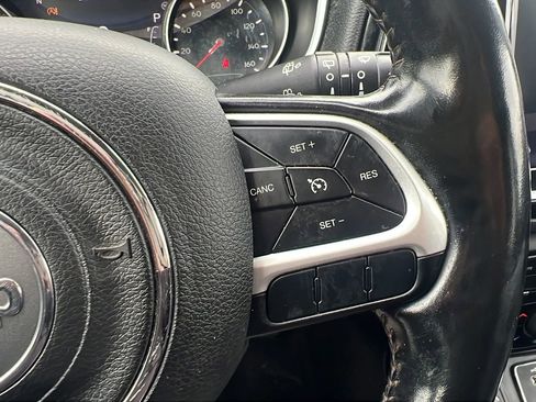 Used 2020 Jeep Compass Limited image 15