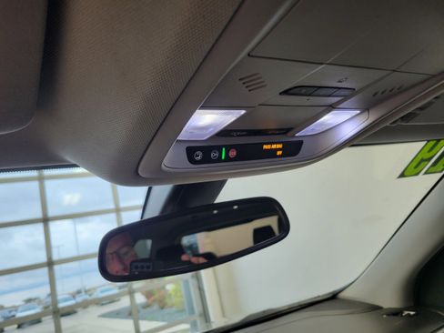 Used 2019 GMC Acadia SLT image 20