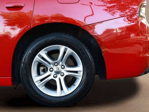 Used 2022 Dodge Charger SXT RWD image 6