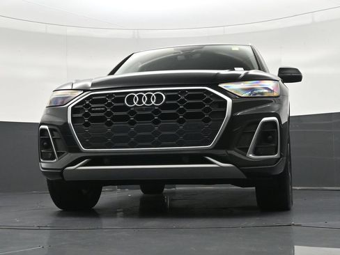 Used 2023 Audi Q5 2.0T Premium Plus w/ Premium Plus Package AWD/4WD image 29
