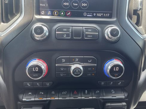 Used 2021 GMC Sierra 1500 AT4 w/ AT4 Value Package AWD/4WD image 25