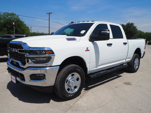 Certified 2025 RAM 2500 Tradesman image 2