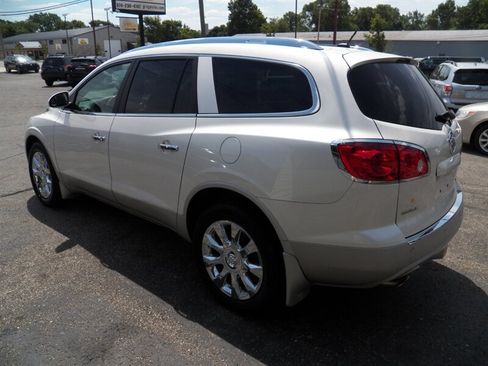 Used 2011 Buick Enclave CXL w/ Trailering Provision Package FWD image 3