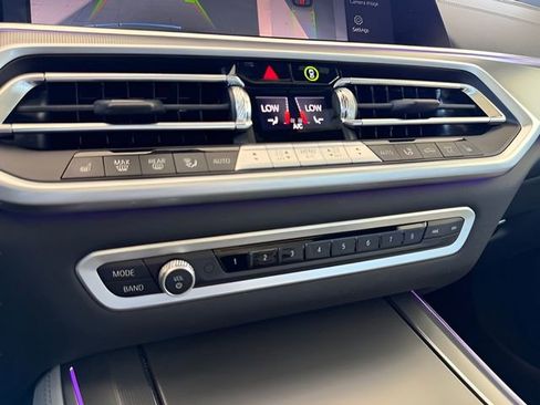 Used 2023 BMW X5 sDrive40i w/ Premium Package image 38