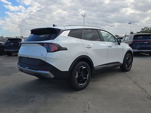 New 2026 Kia Sportage EX AWD/4WD image 8