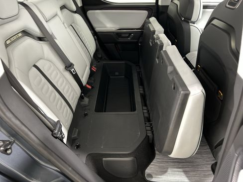Used 2025 Rivian R1T Adventure AWD/4WD image 24