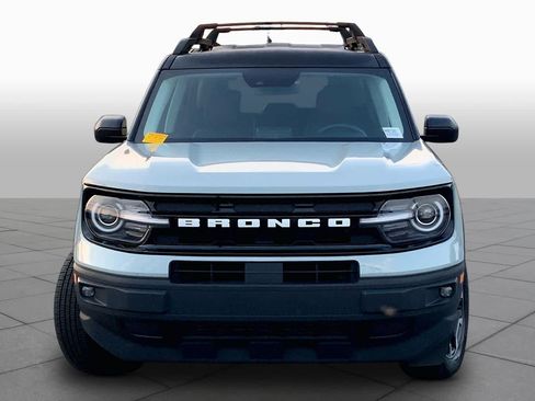 Used 2024 Ford Bronco Sport Outer Banks w/ Tech Package AWD/4WD image 4