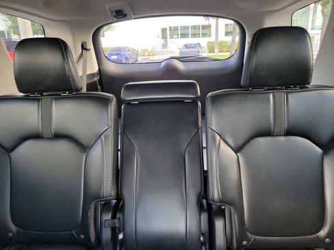 Used 2025 Honda Pilot EX-L image 21