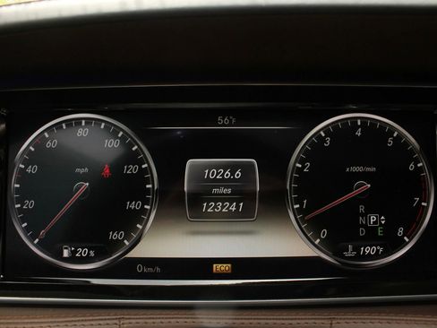 Used 2014 Mercedes-Benz S 550 Sedan image 35