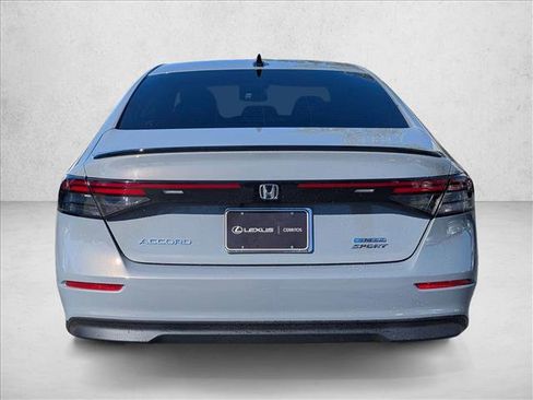 Used 2023 Honda Accord Sport image 8