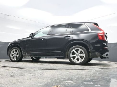 Used 2020 Volvo XC90 T6 Momentum image 31
