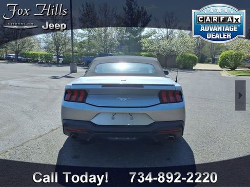 Used 2024 Ford Mustang Premium RWD image 7