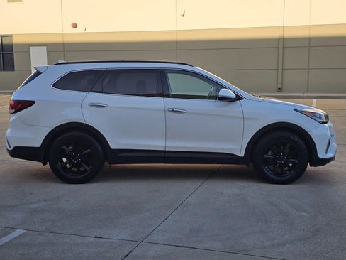 Used 2017 Hyundai Santa Fe SE w/ SE Premium Package 02 FWD image 3