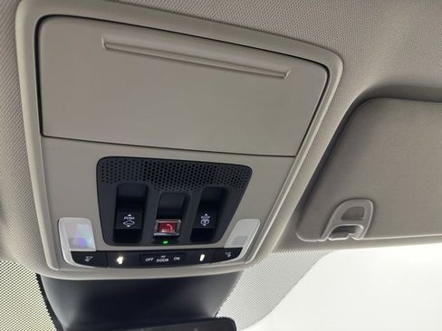 New 2026 Honda Pilot Touring image 42