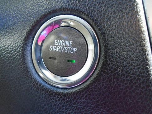 Used 2010 Cadillac SRX Luxury AWD/4WD image 9