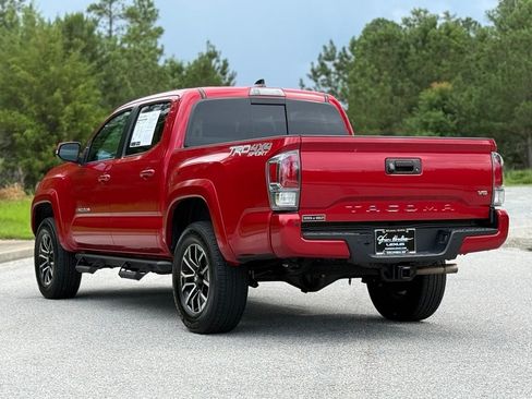 Used 2023 Toyota Tacoma TRD Sport w/ Technology Package AWD/4WD image 11