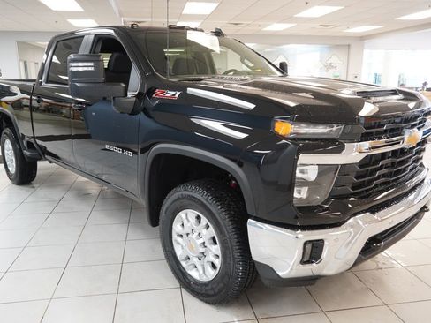 New 2026 Chevrolet Silverado 2500 LT image 14