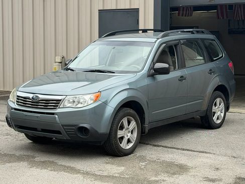 Used 2010 Subaru Forester 2.5X AWD/4WD image 3