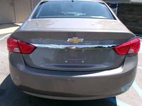 Used 2019 Chevrolet Impala LT FWD image 4