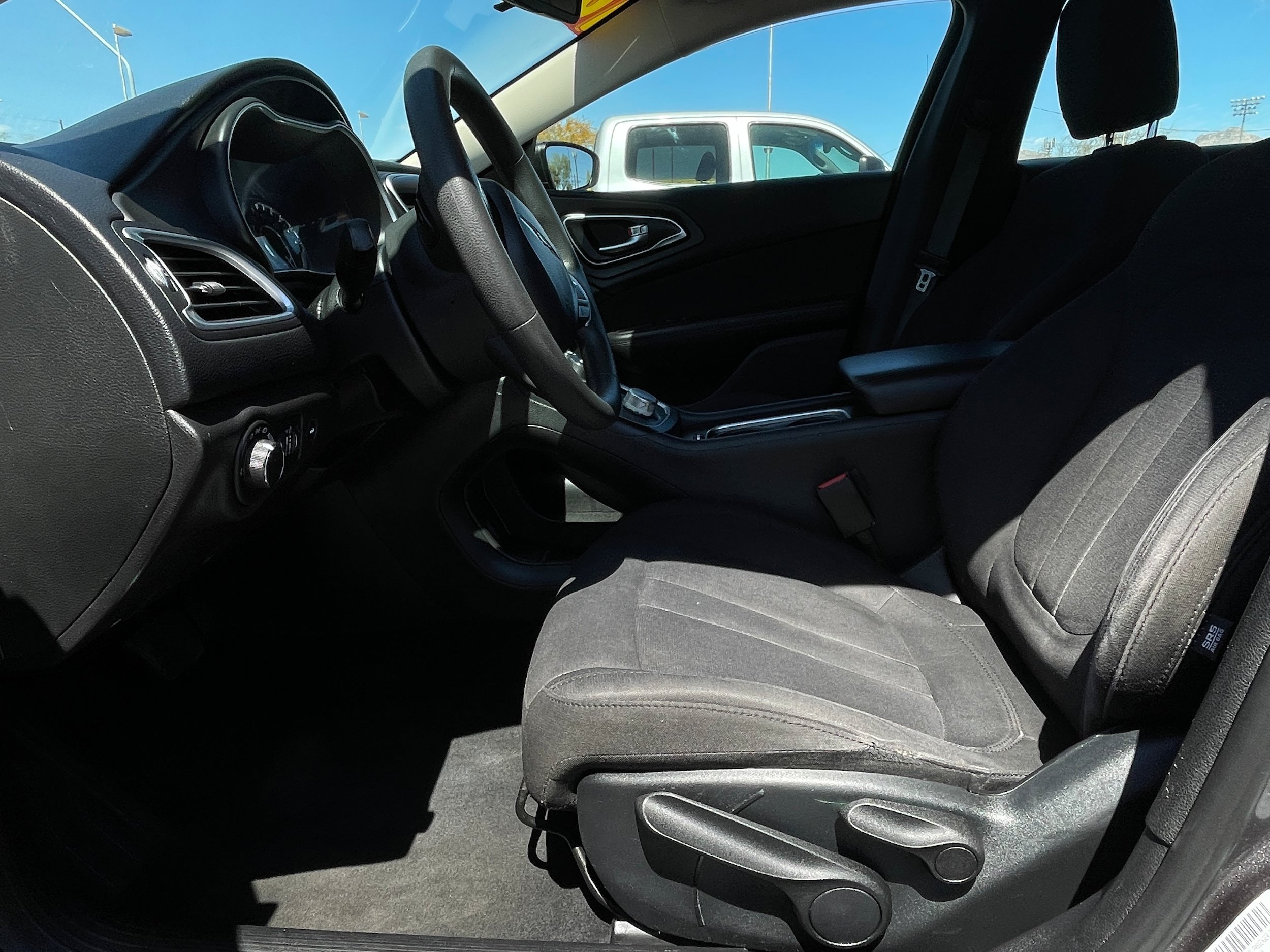 Used 2016 Chrysler 200 Limited FWD image 14
