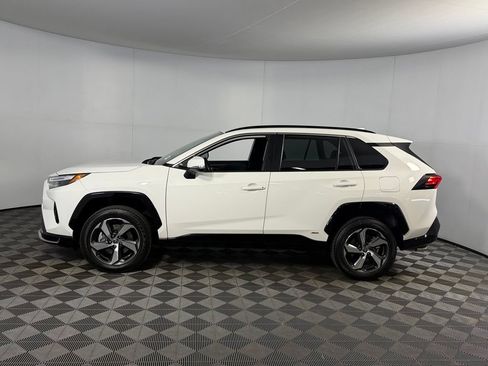 Used 2025 Toyota RAV4 SE AWD/4WD image 10
